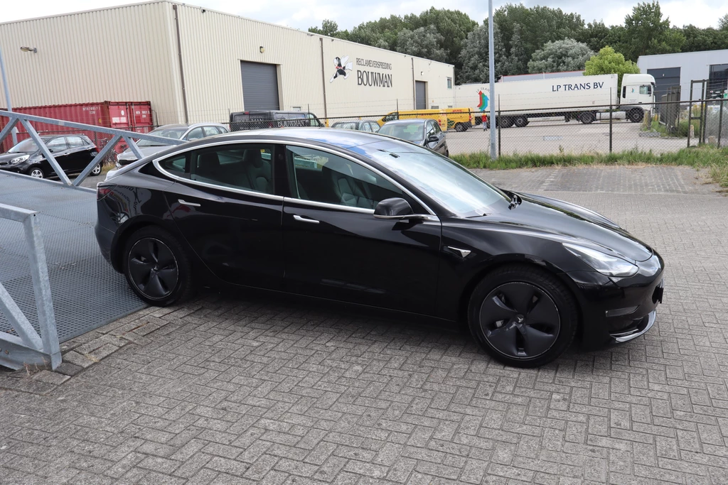 Tesla Model 3 – foto 6