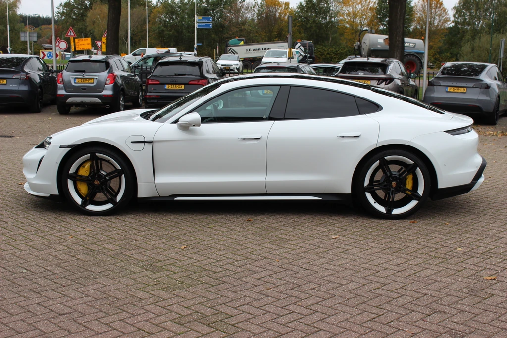Porsche Taycan – foto 2