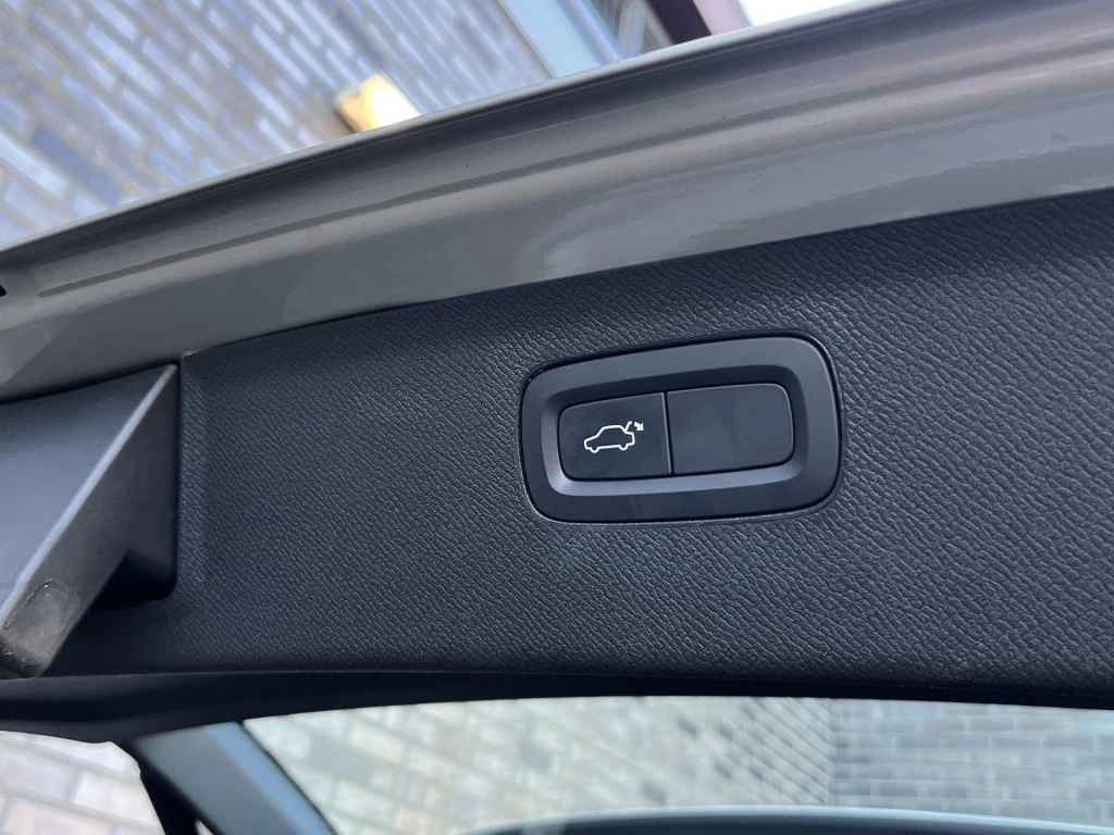 Volvo XC90 – foto 32