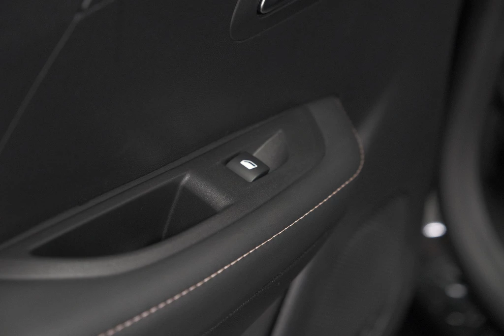 Peugeot 208 – foto 33