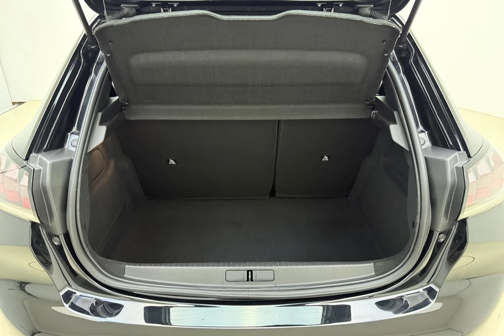 Peugeot 208 – foto 11