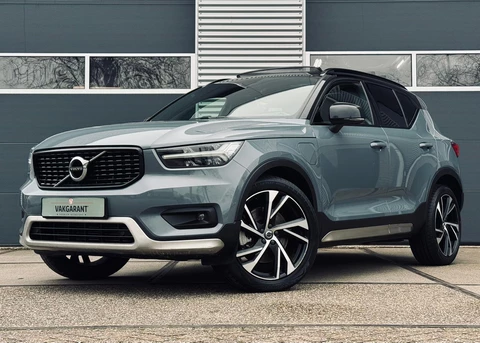 Volvo XC40 1.5 T5 R-Design |Pano |Harman/Kardon |Trekhaak |Sfeer |Alcantara