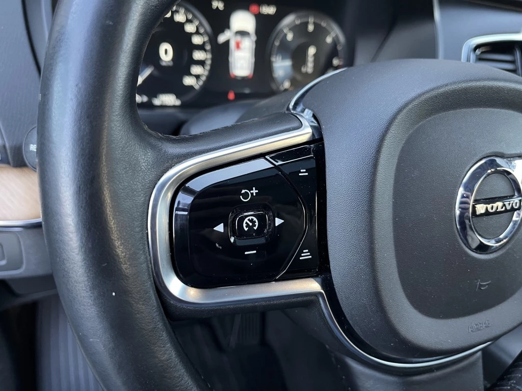 Volvo XC90 – foto 23