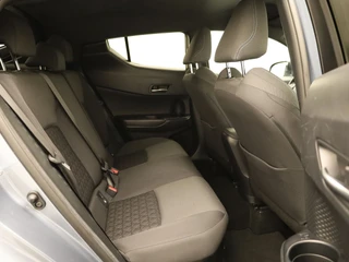 Toyota C-HR – thumbnail 30