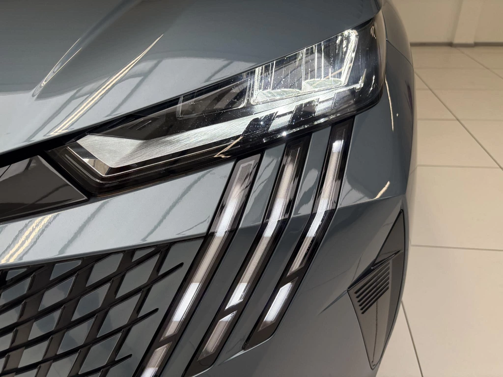 Peugeot e-5008 – foto 12