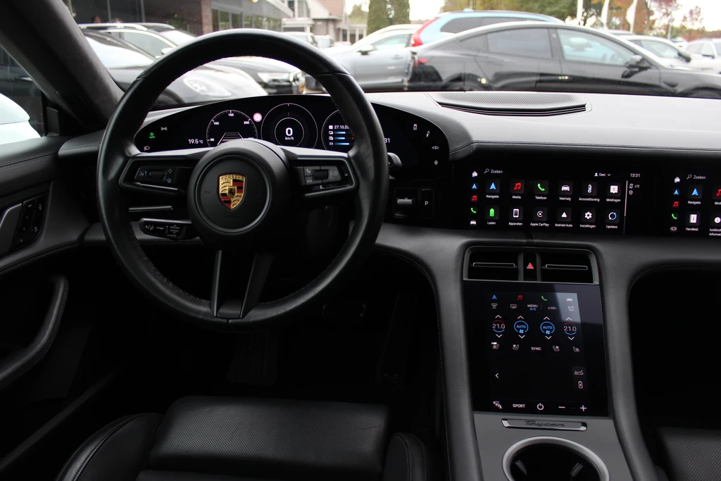 Porsche Taycan – foto 10