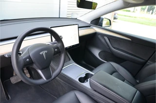 Tesla Model Y – thumbnail 10