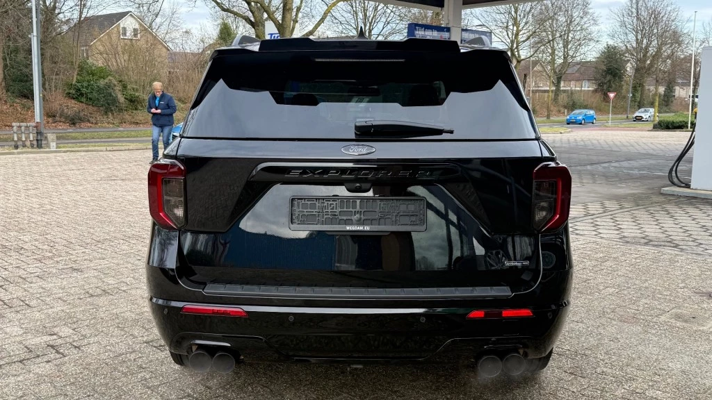 Ford Explorer – foto 4