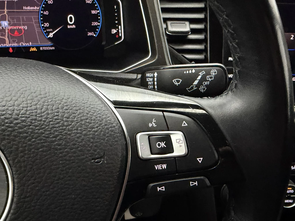 Volkswagen T-Roc – foto 15