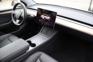 Tesla Model Y – thumbnail 9