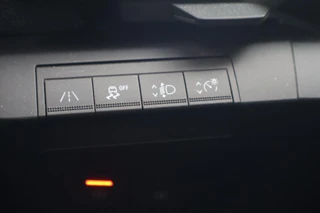 Renault Megane E-Tech – thumbnail 13