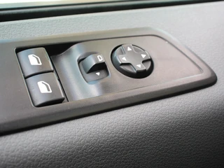 Opel Vivaro – thumbnail 15