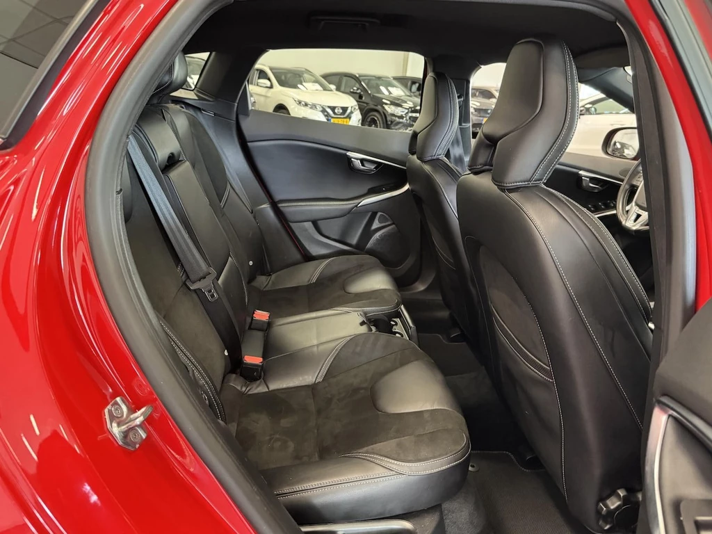 Volvo V40 – foto 13