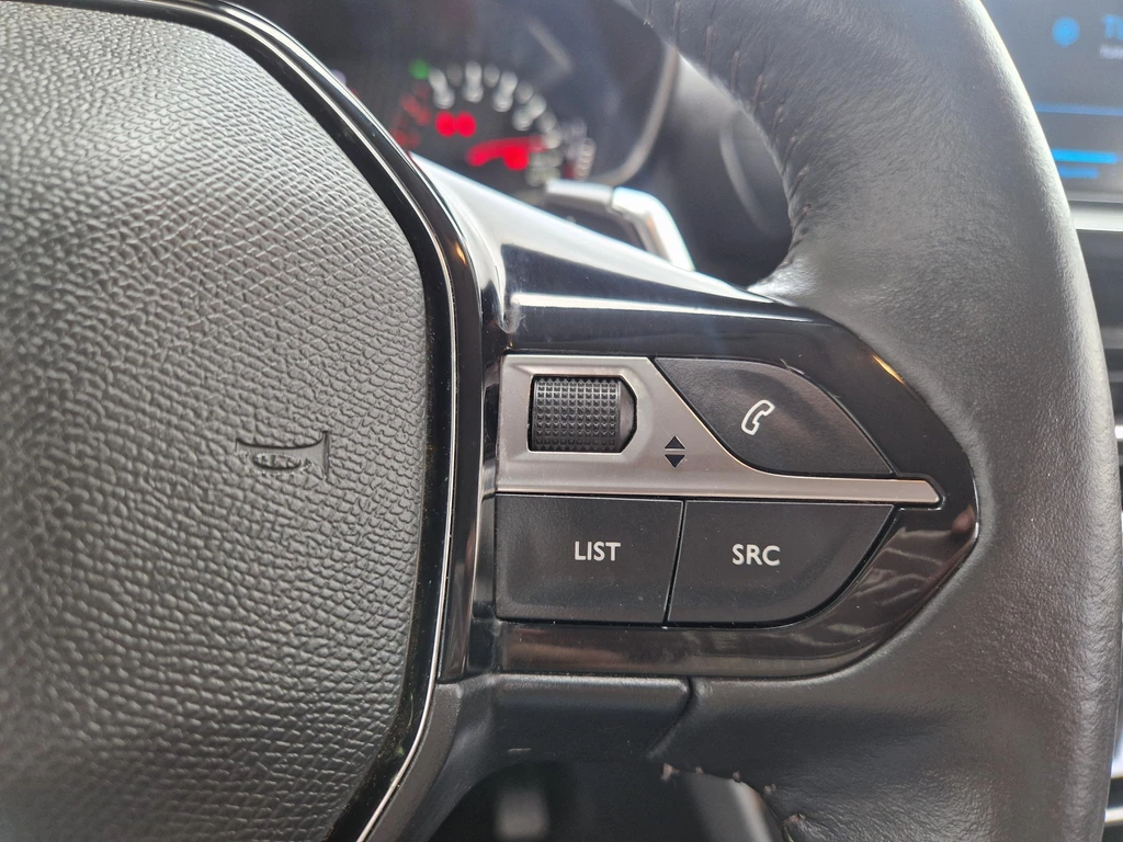 Peugeot 208 – foto 16