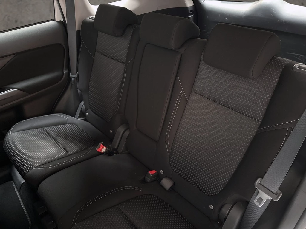 Mitsubishi Outlander Sport – foto 12