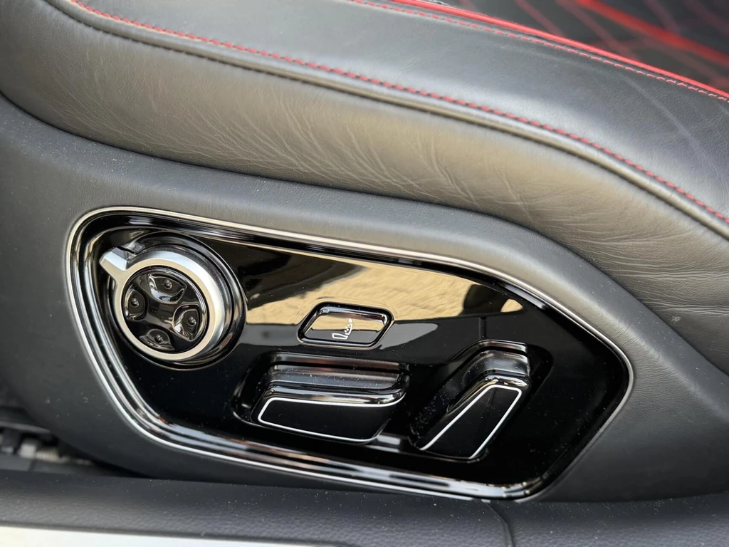 Audi S8 – foto 26