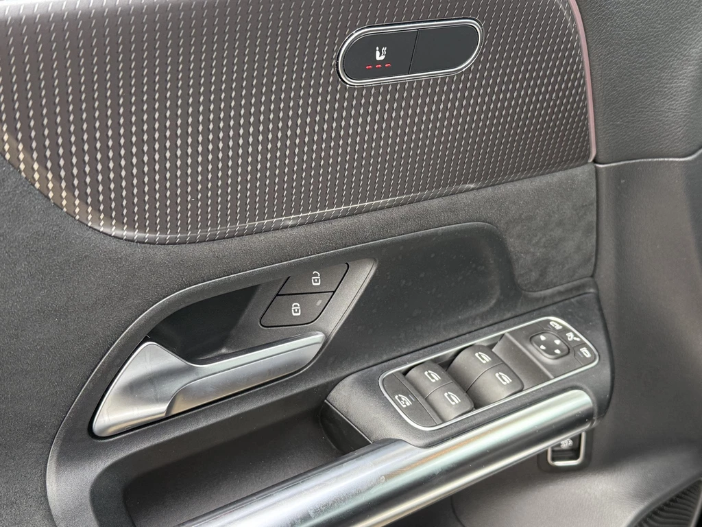 Mercedes-Benz EQA – foto 13