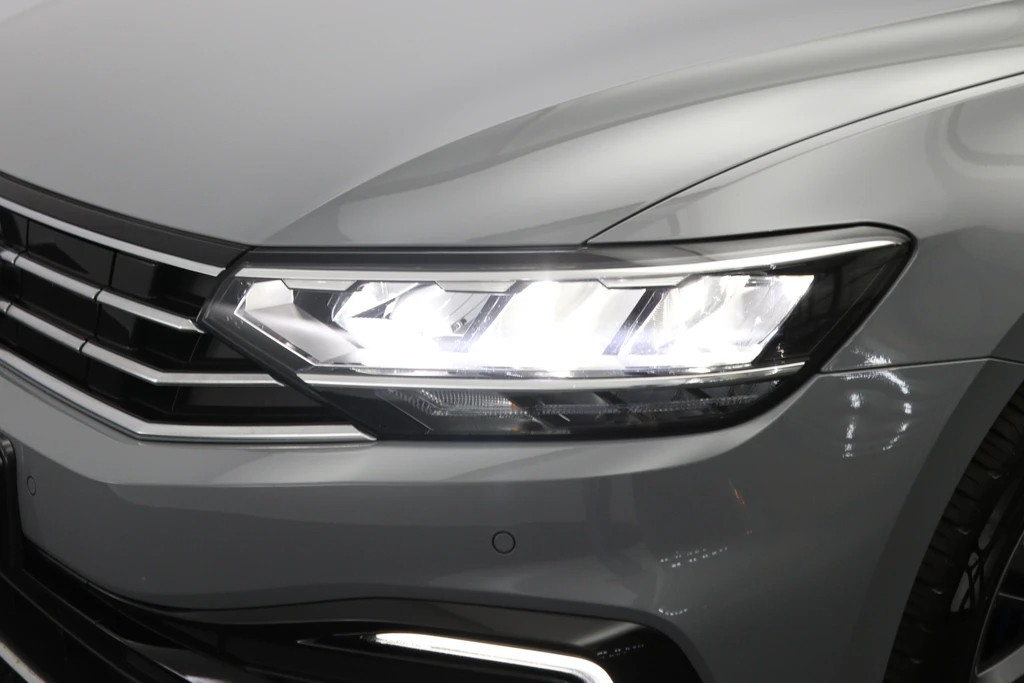 Volkswagen Passat – foto 17