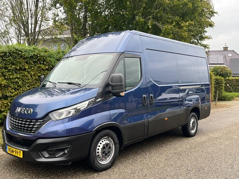 Iveco Daily 35S18 3.0 Hi Matic Autom |L2H2 |3500kg trekgewicht | led | Camera