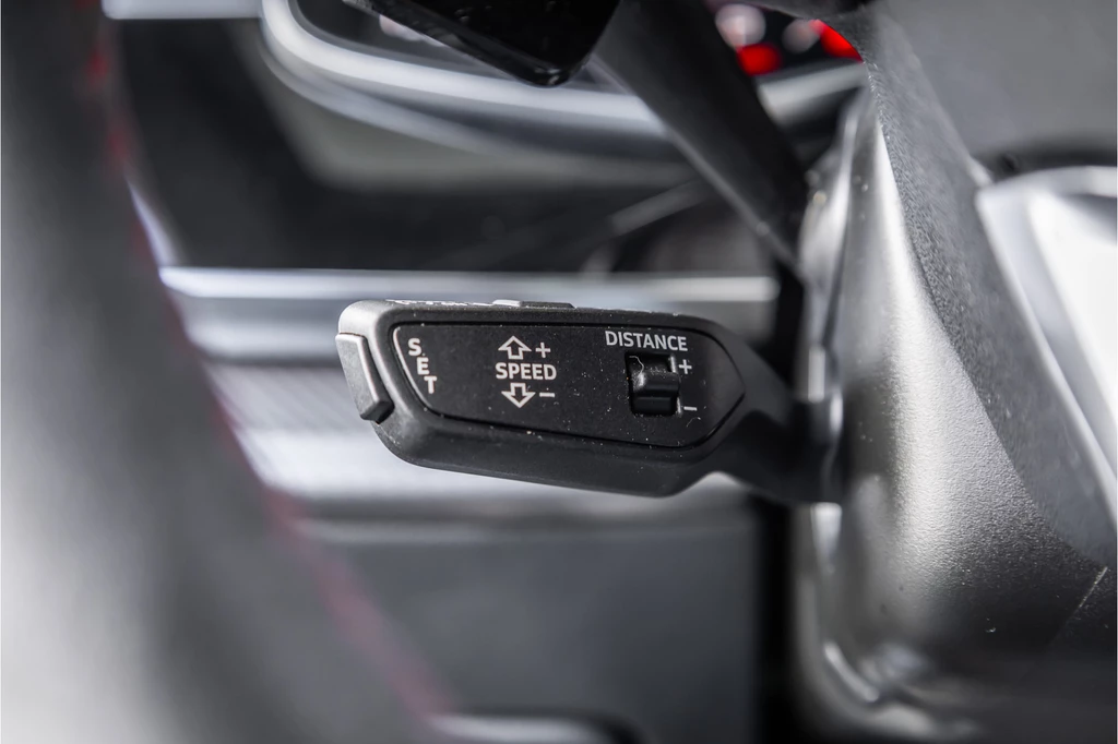 Audi RSQ8 – foto 29