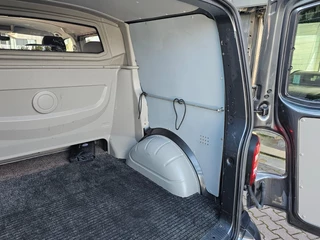 Volkswagen Transporter – thumbnail 33