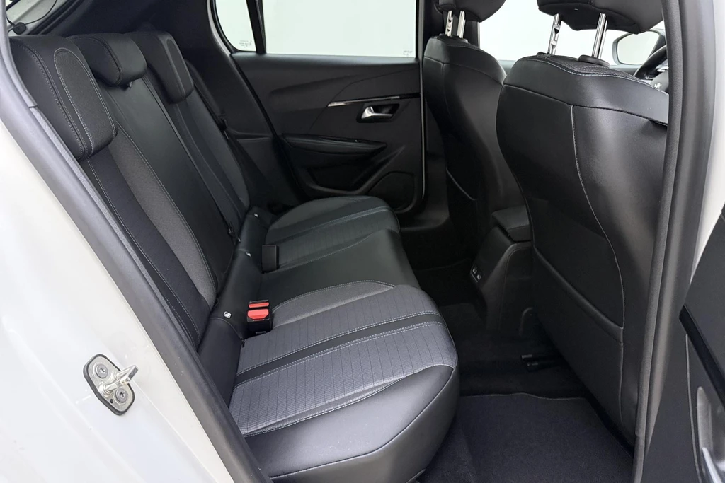 Peugeot 208 – foto 13
