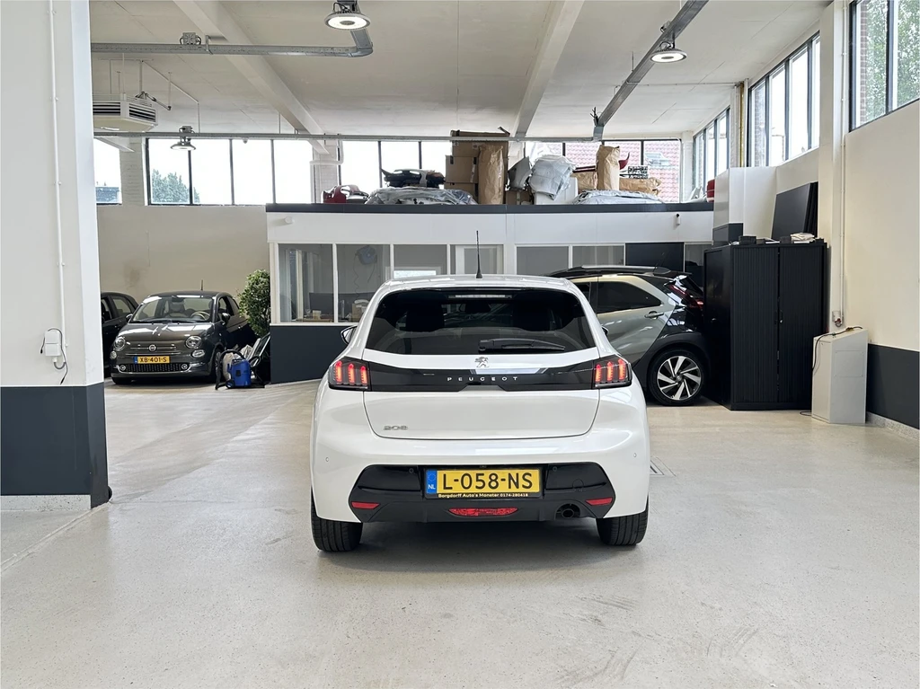 Peugeot 208 – foto 3