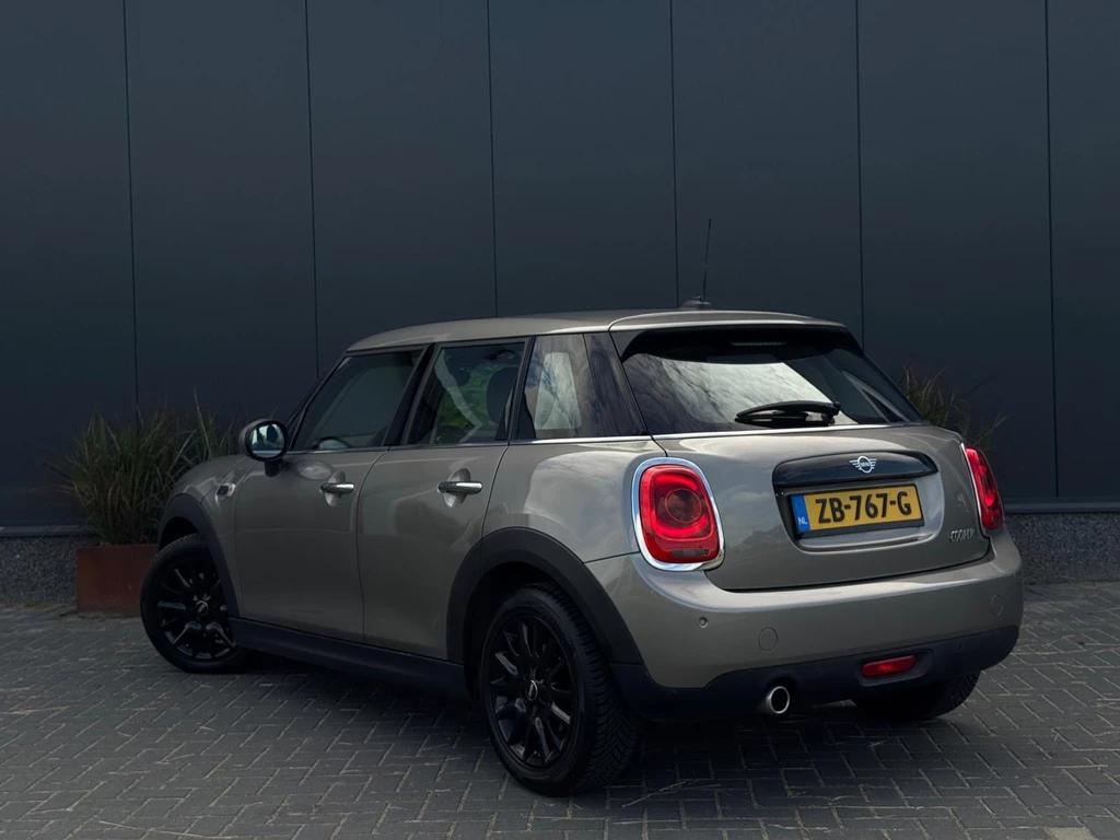 MINI 5-deurs – foto 6