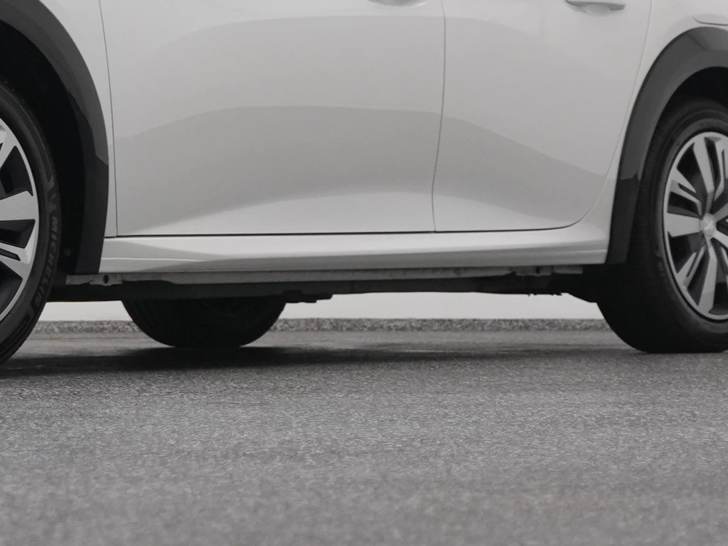 Peugeot e-208 – foto 38