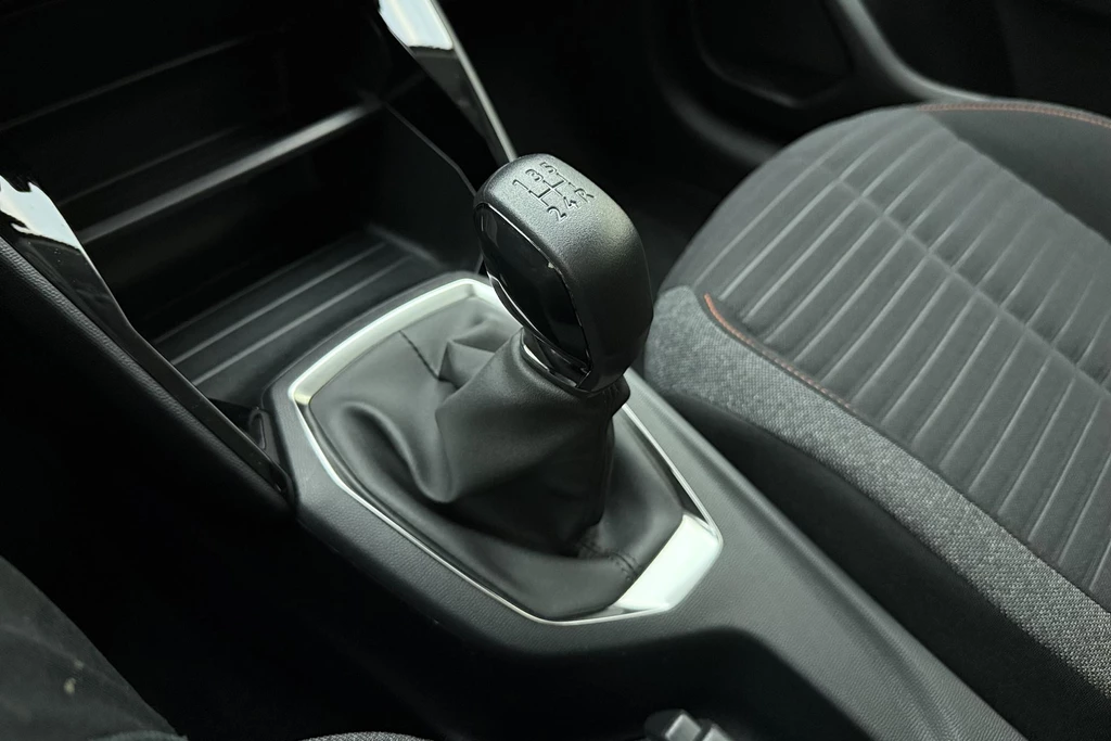 Peugeot 208 – foto 23