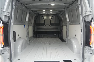 Ford E-Transit Custom – thumbnail 10