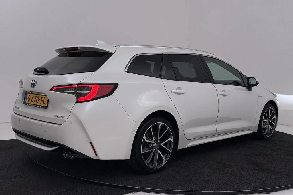 Toyota Corolla Touring Sports – foto 9