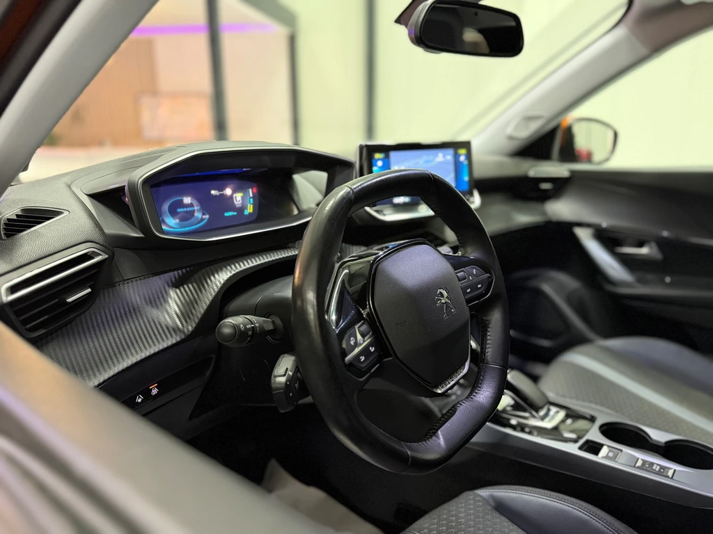 Peugeot e-2008 – foto 11