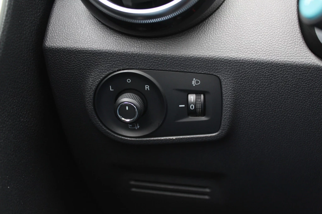 MG ZS EV – foto 26