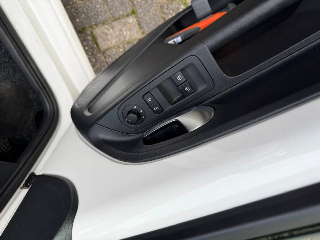 Volkswagen up! – foto 15