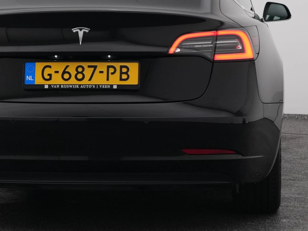 Tesla Model 3 – foto 8