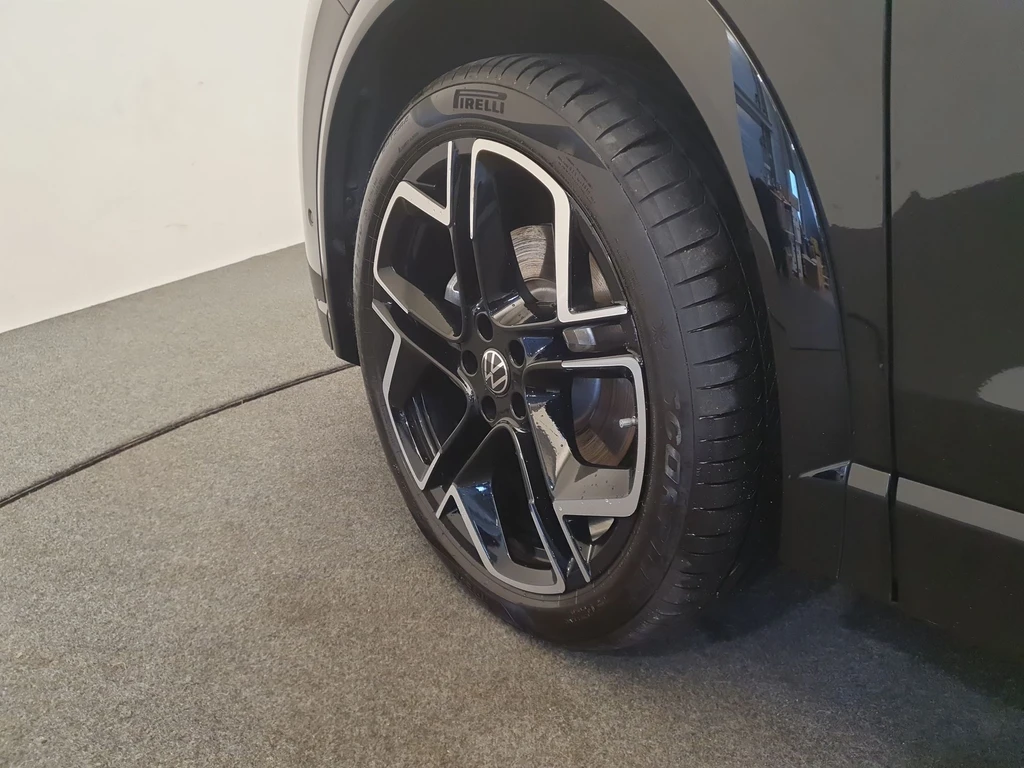 Volkswagen Tiguan – foto 11