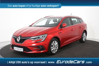 Renault Megane E-Tech – thumbnail 1