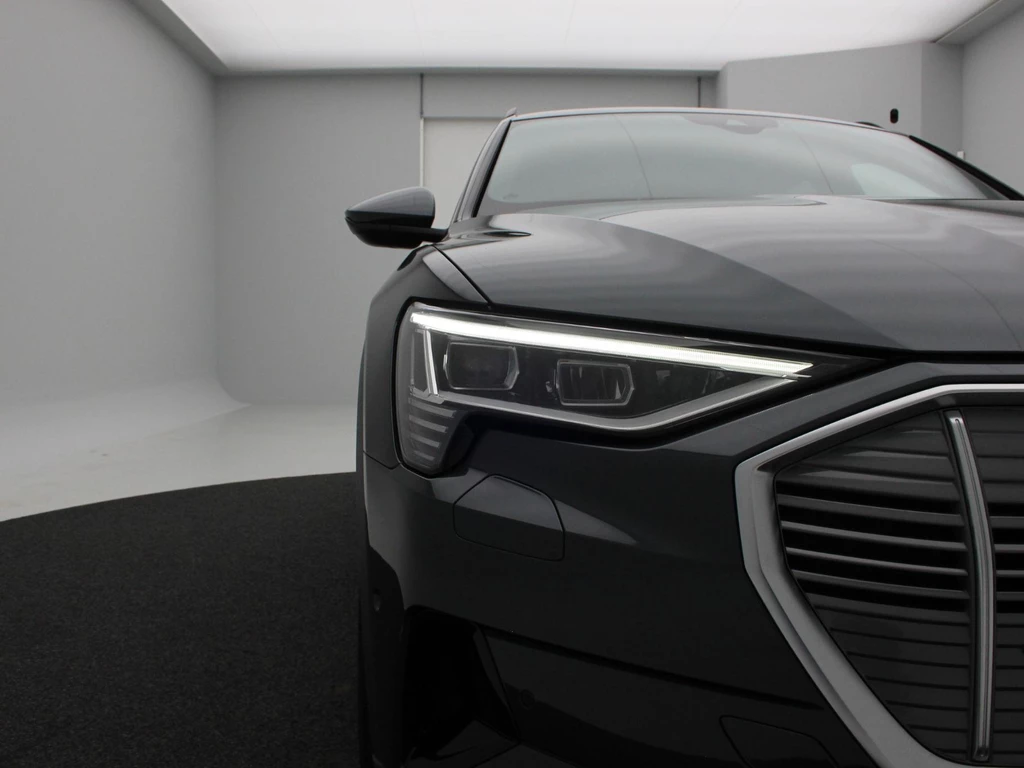 Audi e-tron – foto 11