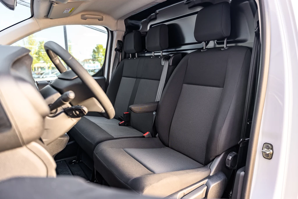 Peugeot e-Expert – foto 32