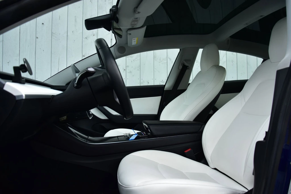 Tesla Model 3 – foto 10