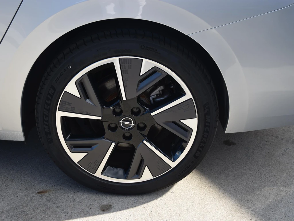 Opel Astra – foto 23