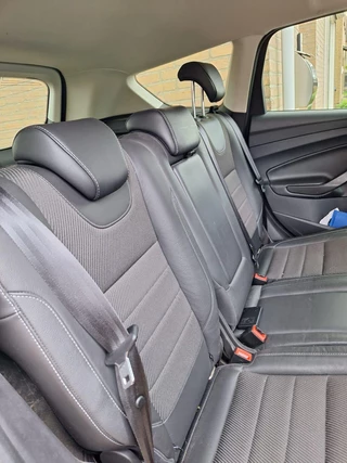 Ford Kuga – thumbnail 4