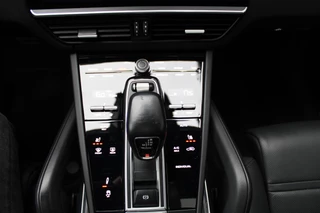 Porsche Cayenne – thumbnail 21