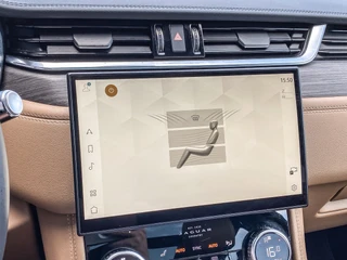 Jaguar F-PACE – thumbnail 68