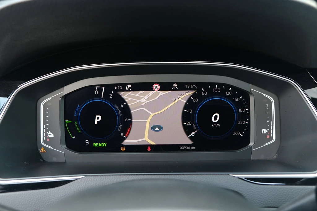 Volkswagen Passat – foto 17