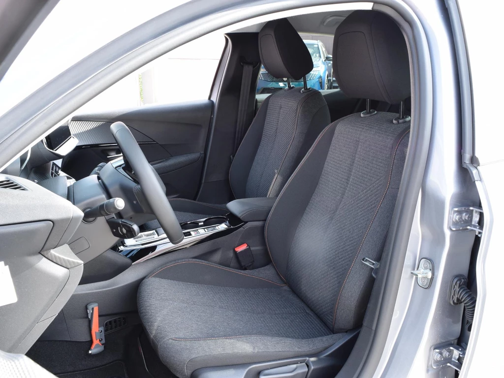 Peugeot e-208 – foto 20