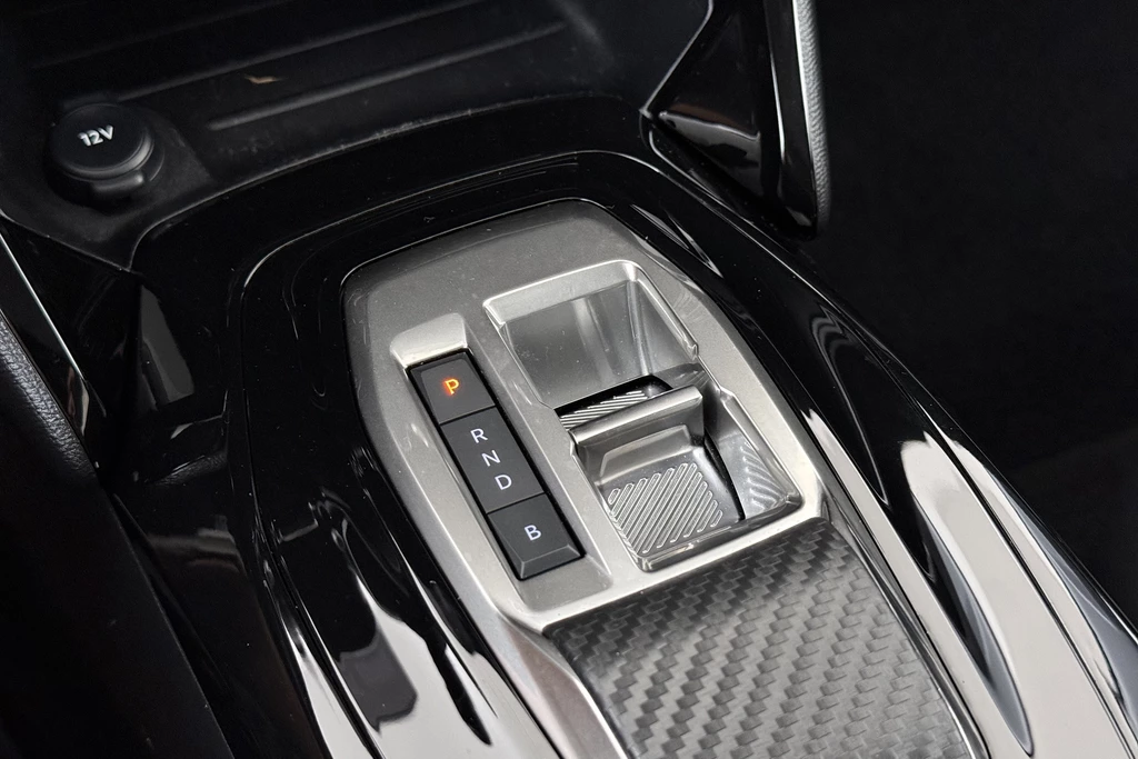 Peugeot e-208 – foto 29