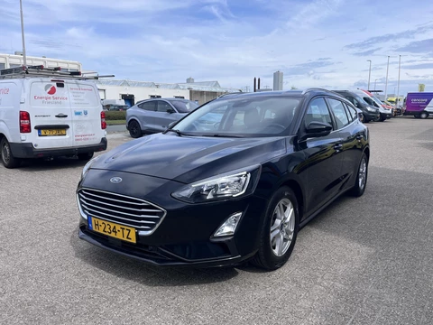Ford Focus Wagon 1.0 EcoBoost Trend Edition Business 125pk | Navigatie | Trekhaak |