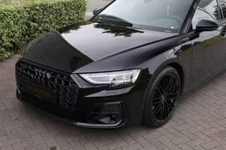 Audi S8 – thumbnail 1